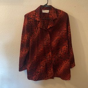 Vintage Signatures by Delta Burke animal print blouse size large